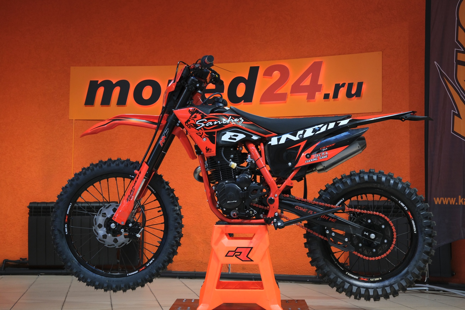 картинка Мотоцикл SANCHEZ Bandit CB300F мотоциклы | Moped24