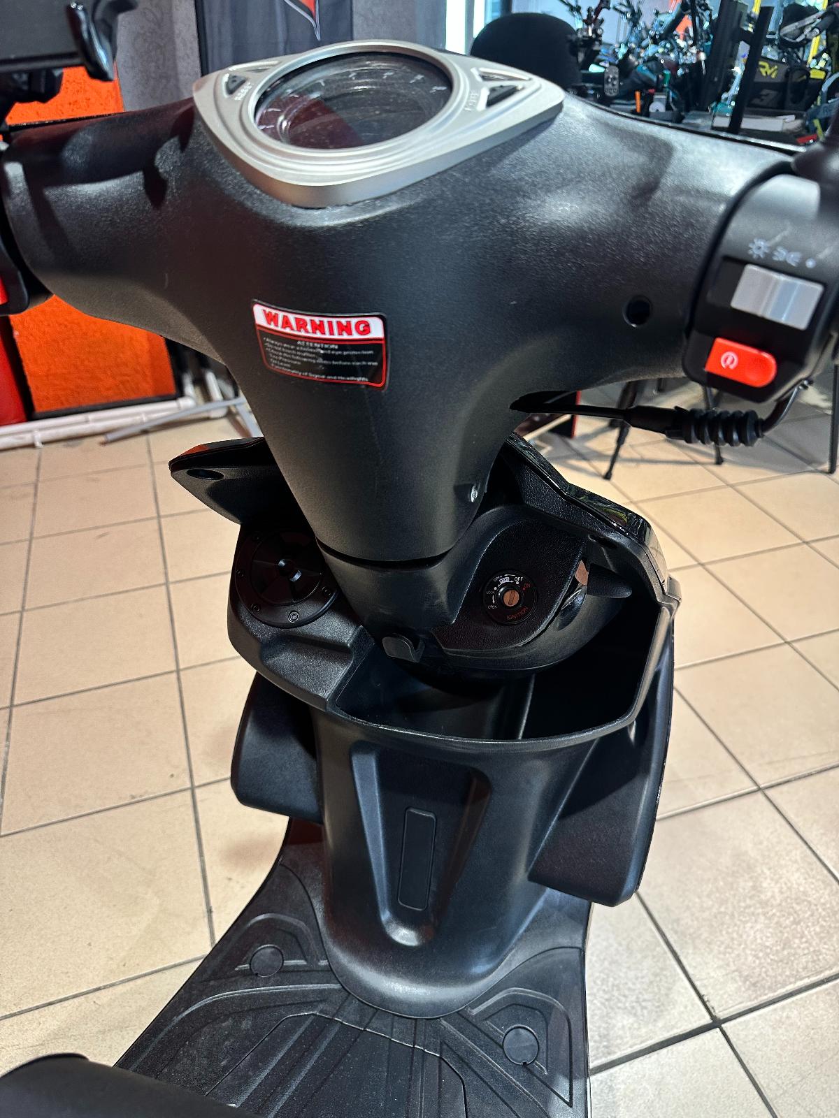 картинка Скутер VMC CORSA | Moped24