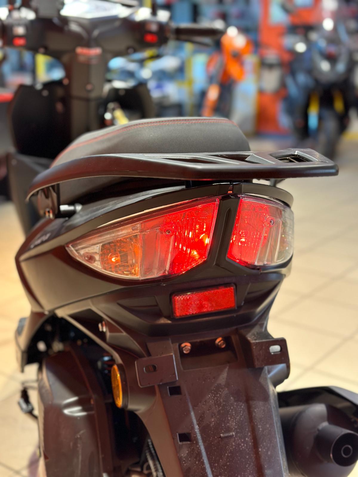 картинка Скутер VMC CORSA RS | Moped24