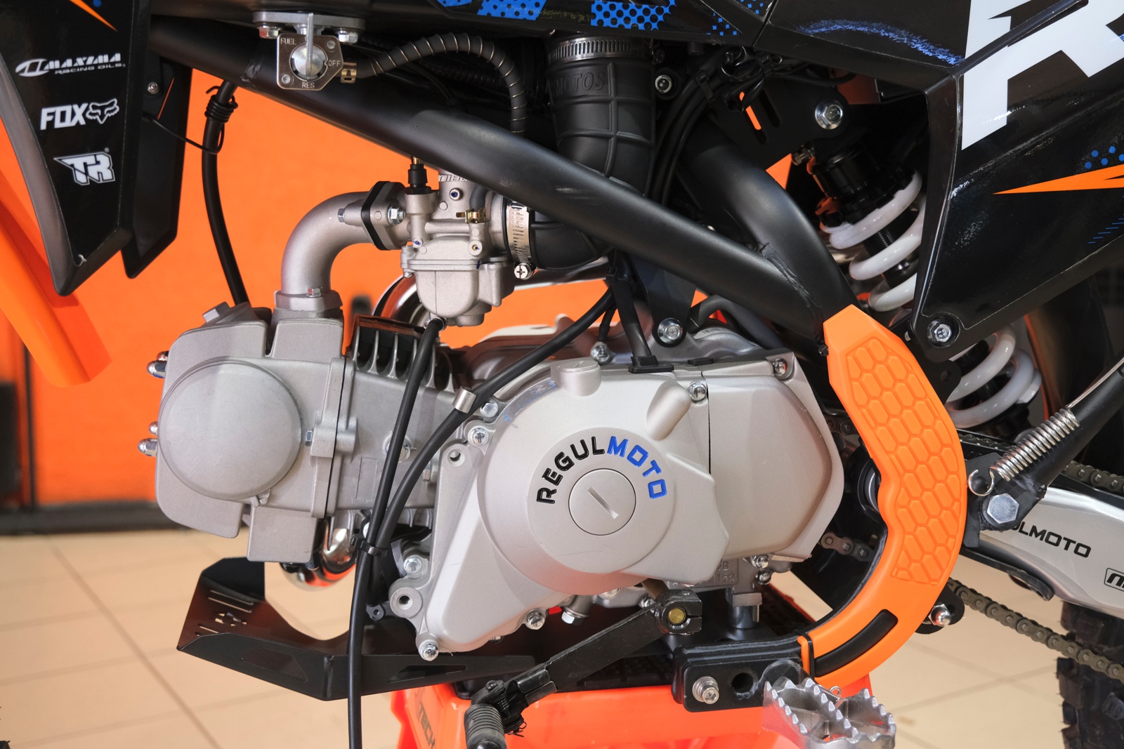 картинка Питбайк Regulmoto SPITFIRE 17/14 | Moped24