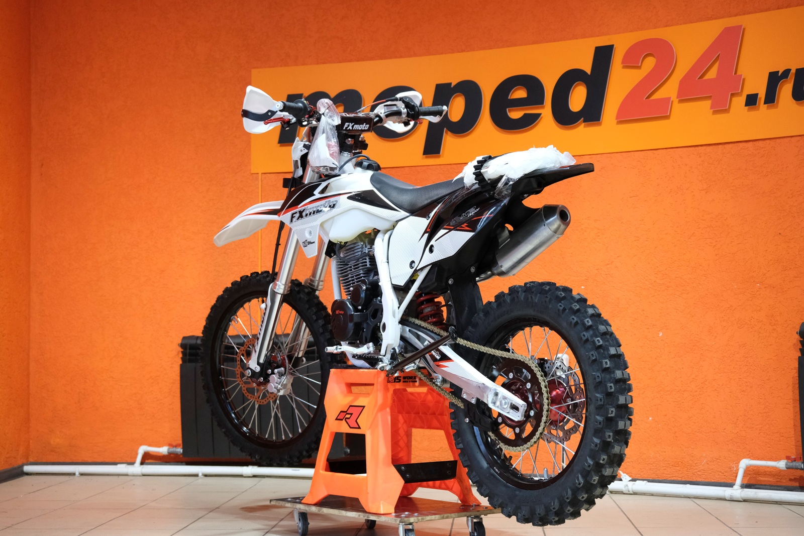 картинка Мотоцикл FXMOTO CB300F | Moped24