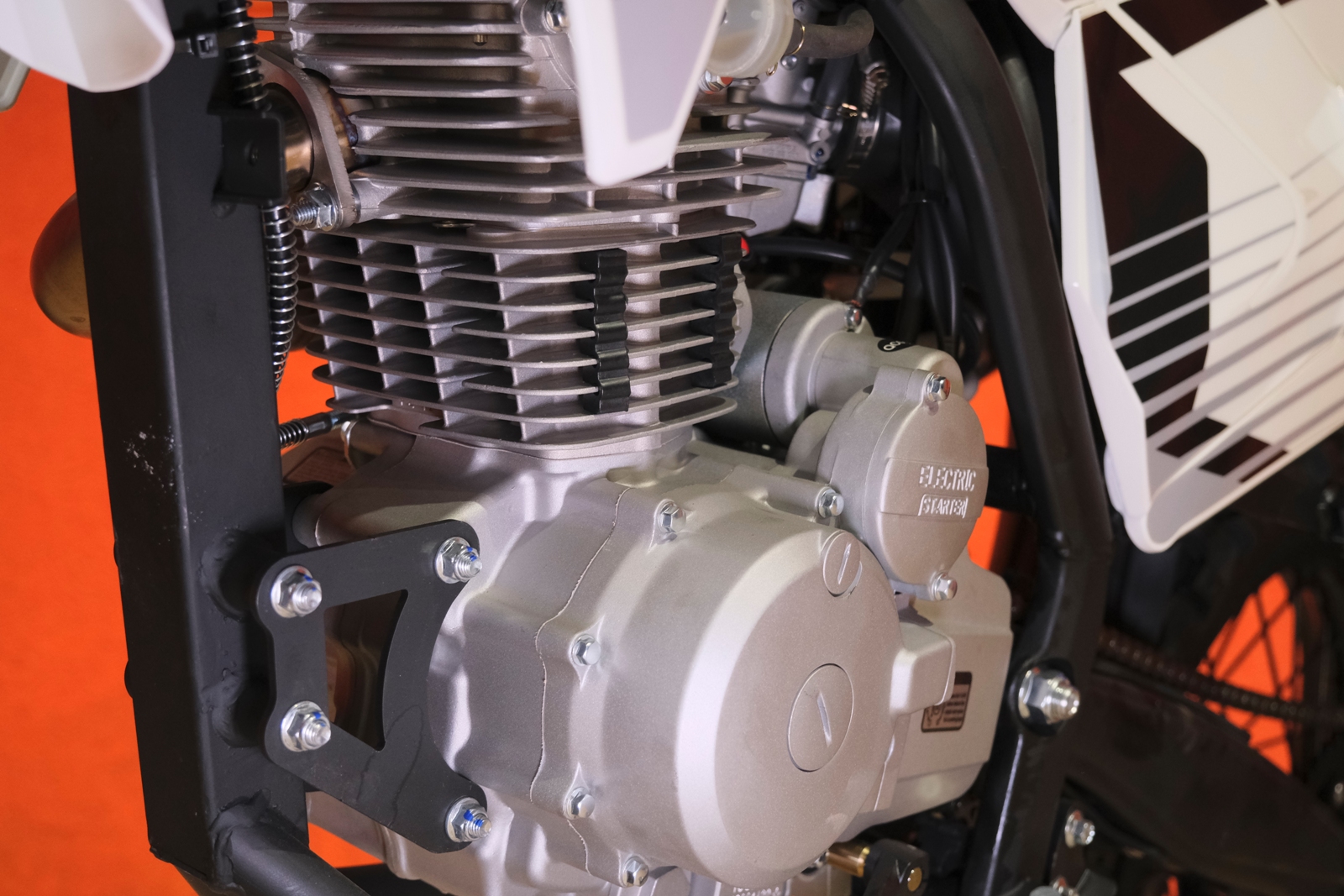 картинка Мотоцикл KAYO K3-LM 250 MX (CB250-C) 21/18 | Moped24