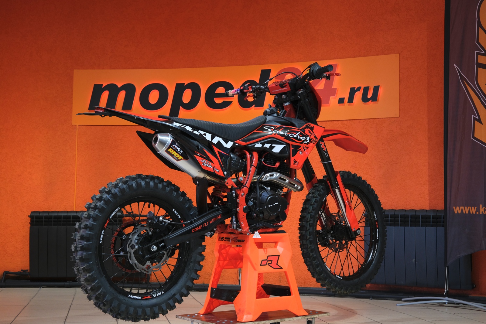 картинка Мотоцикл SANCHEZ Bandit CB300F мотоциклы | Moped24