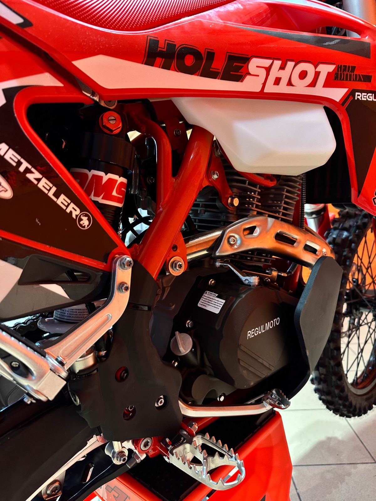 картинка Мотоцикл Regulmoto Holeshot Red Edition (4 valves) | Moped24