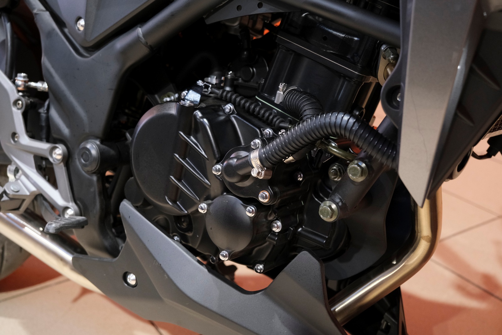картинка Мотоцикл Motoland DF BIG BORE 300 (CBS300 с балансиром) | Moped24
