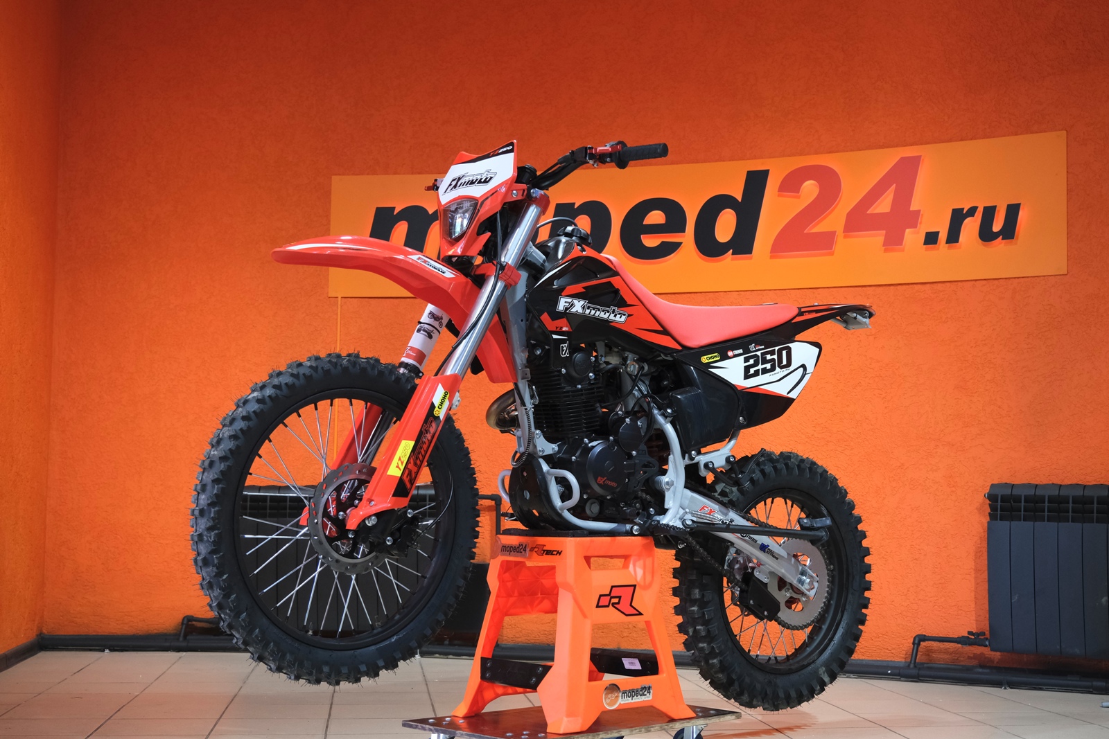 картинка Мотоцикл FXMOTO YZ-250 | Moped24