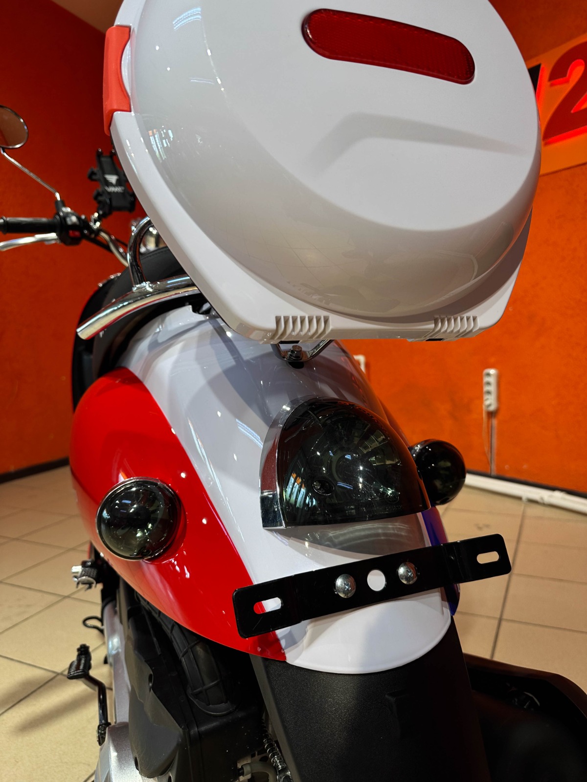 картинка Скутер VMC RETRO | Moped24