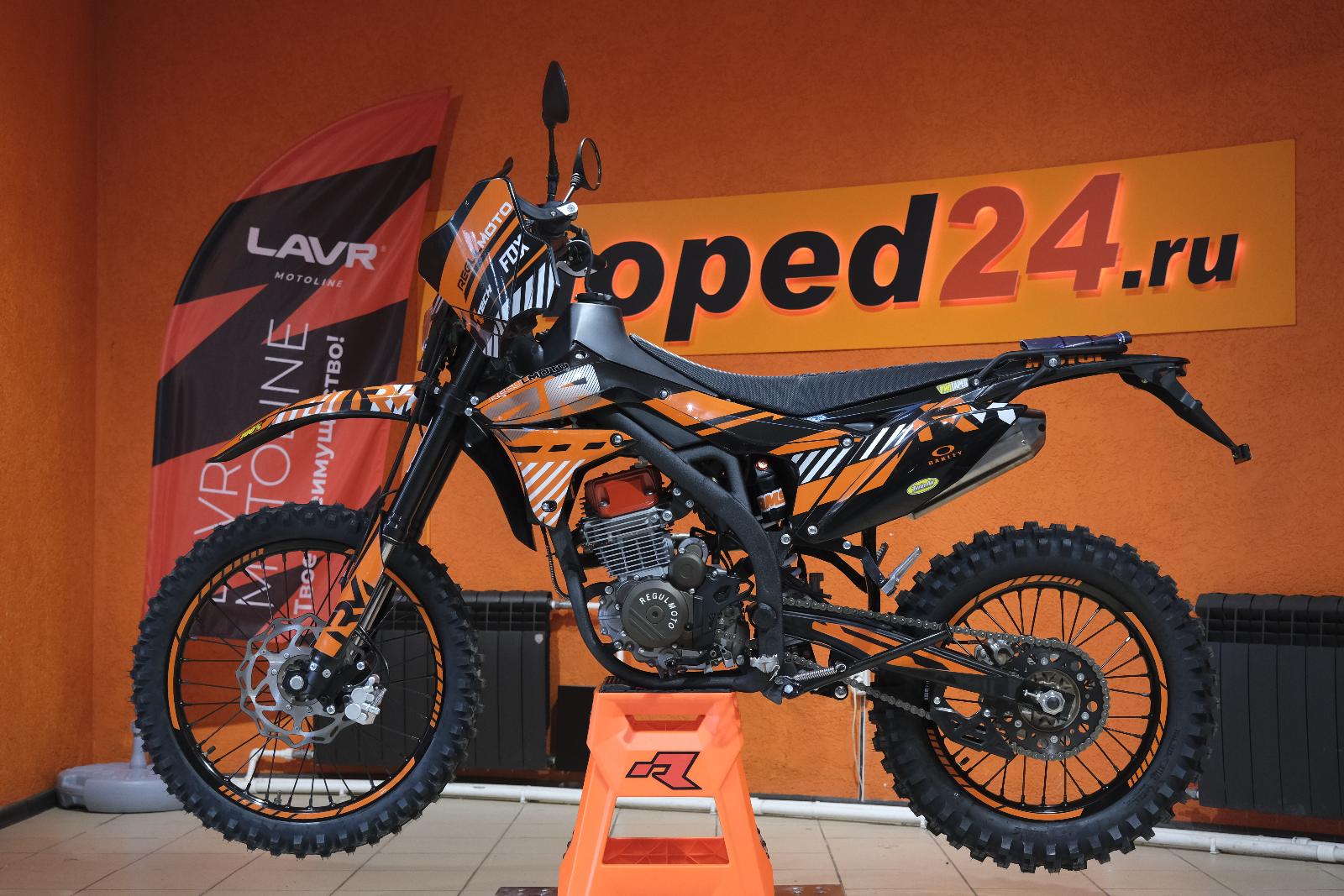 картинка Мотоцикл Regulmoto ZR PR 300 4 valves 5 gear | Moped24