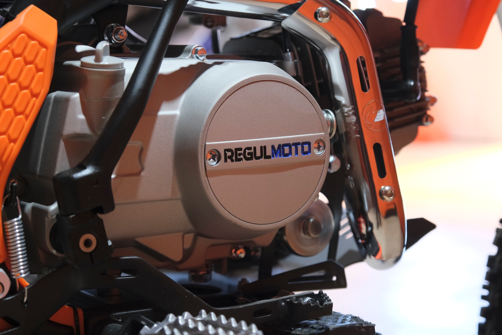 картинка Питбайк Regulmoto SPITFIRE 17/14 | Moped24