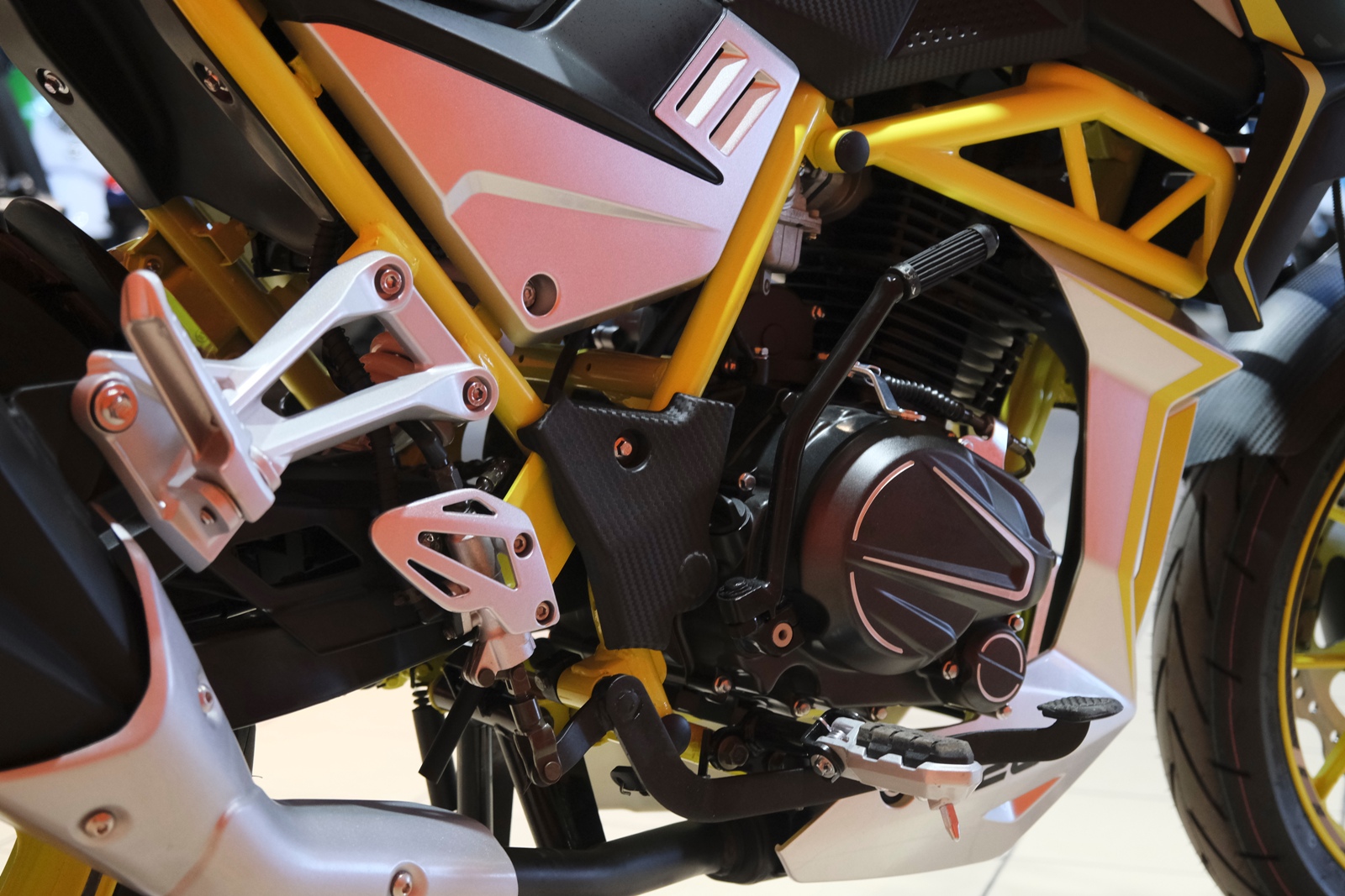 картинка Мотоцикл Мотомир NITRO 2 - 200 | Moped24