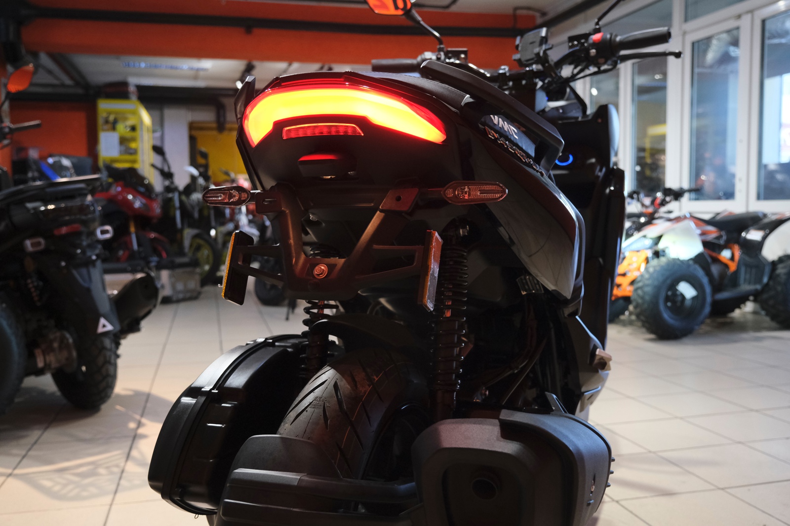картинка Скутер VMC CYCLONE | Moped24