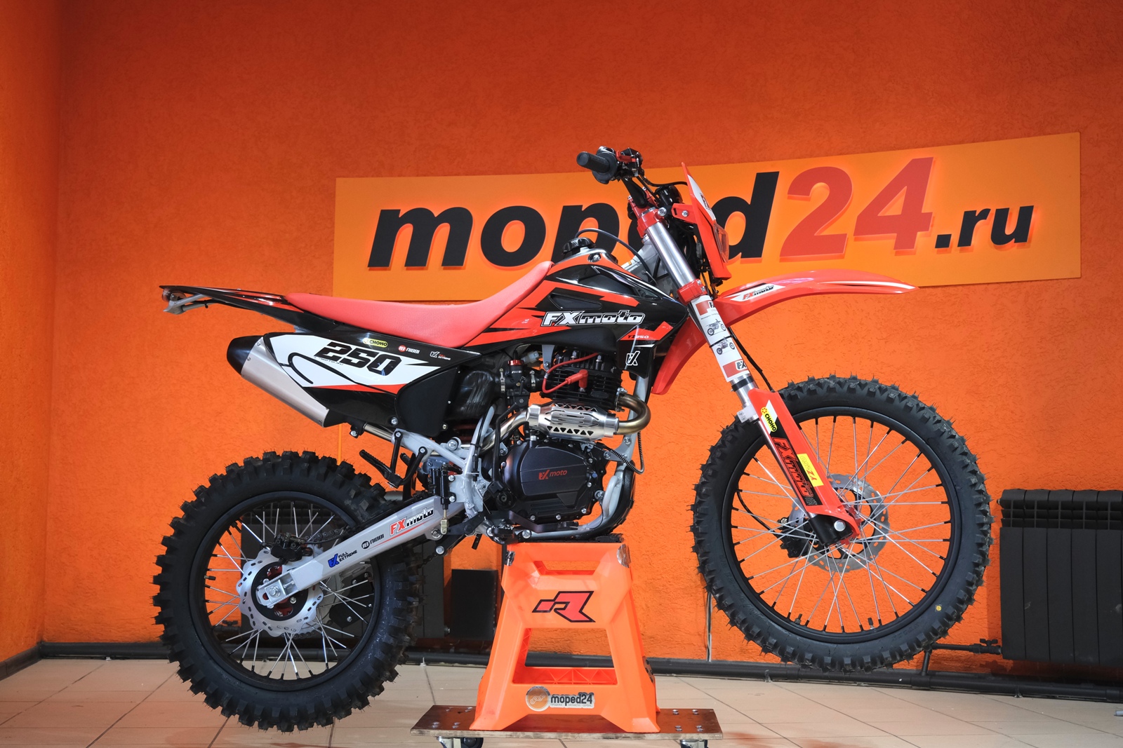 картинка Мотоцикл FXMOTO YZ-250 | Moped24