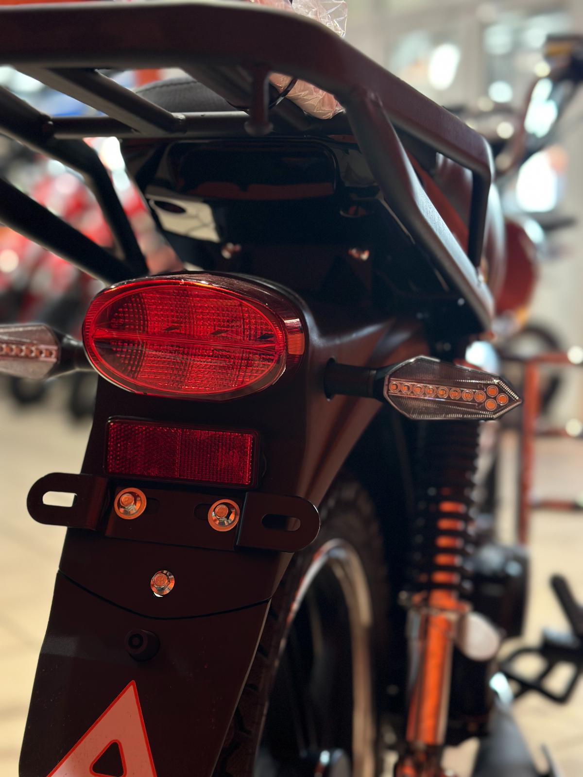 картинка Мопед VMC RIVA II RX (125) | Moped24