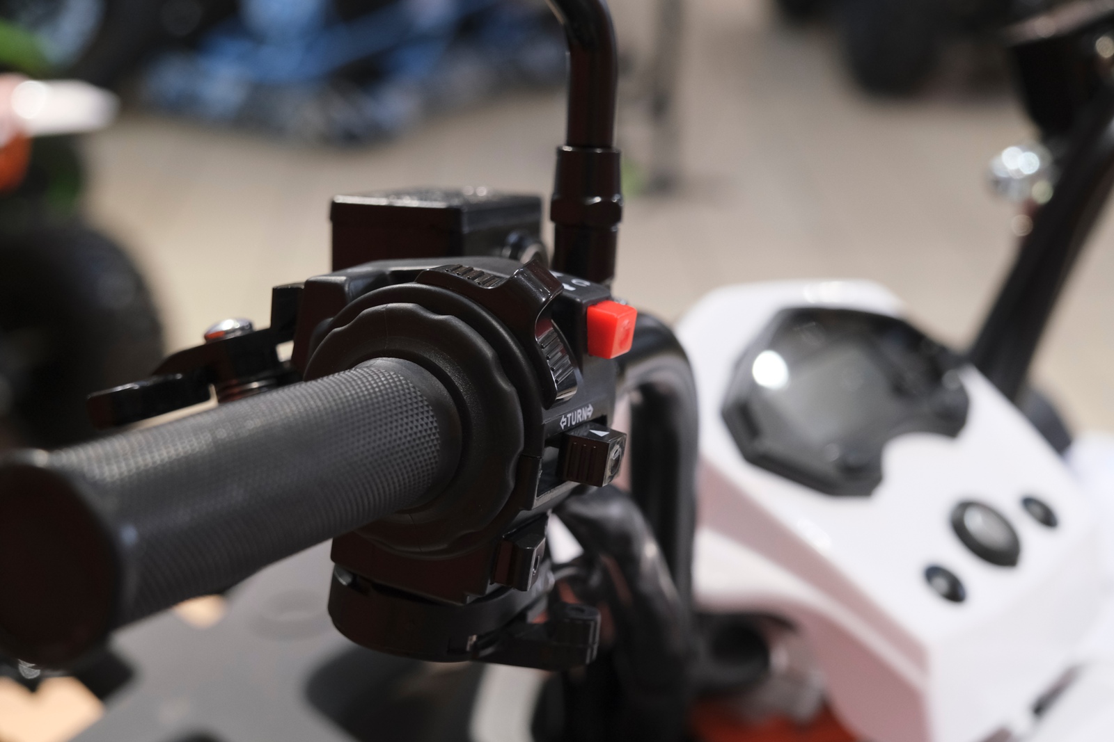 картинка Квадроцикл KAYO AU200 | Moped24