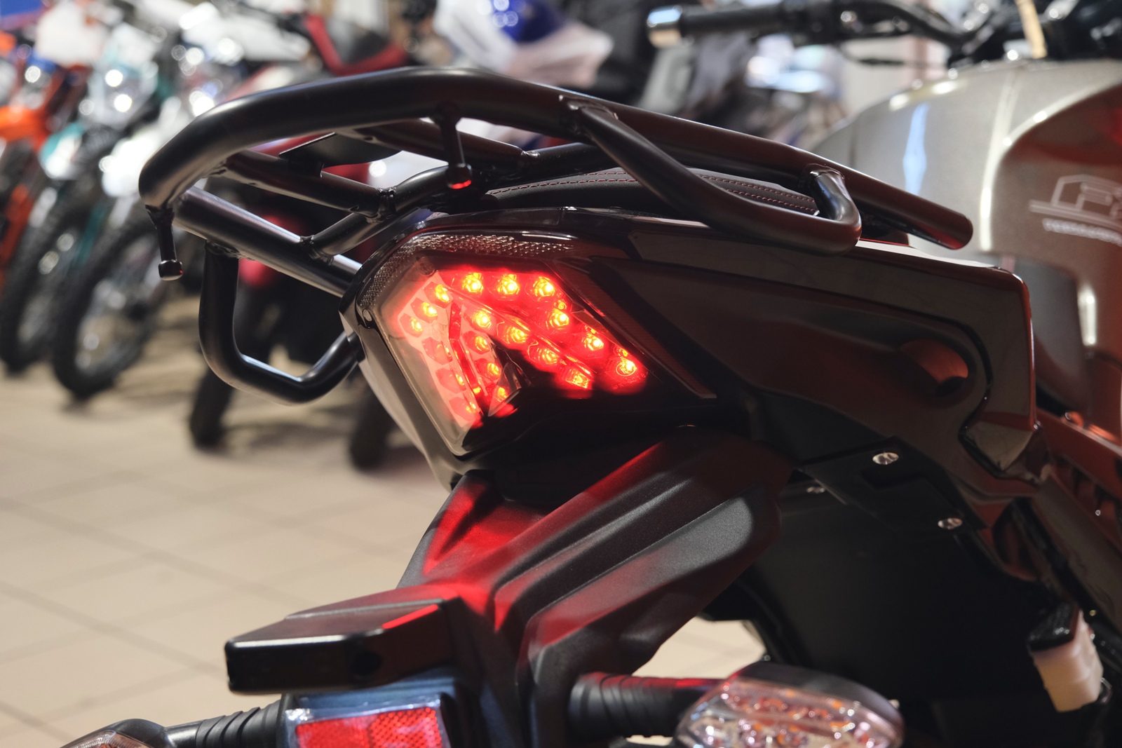 картинка Мотоцикл Regulmoto Majesty | Moped24