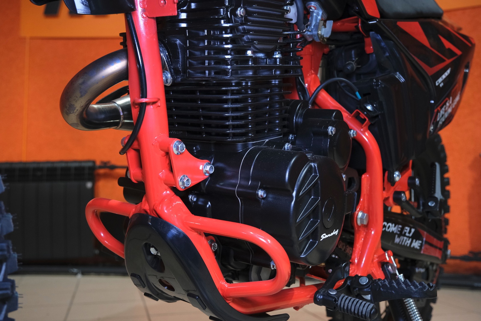 картинка Мотоцикл SANCHEZ Maniac CB300F мотоциклы | Moped24