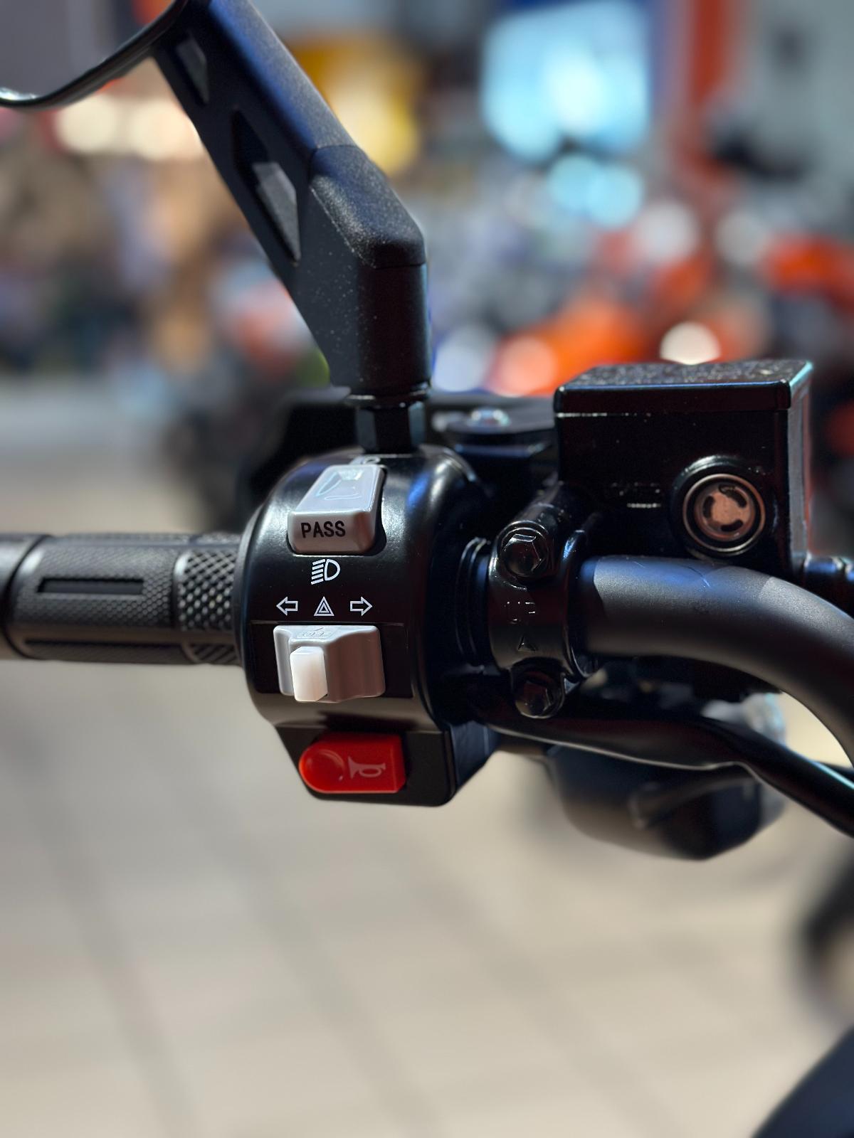 картинка Скутер VMC SMART 3 | Moped24